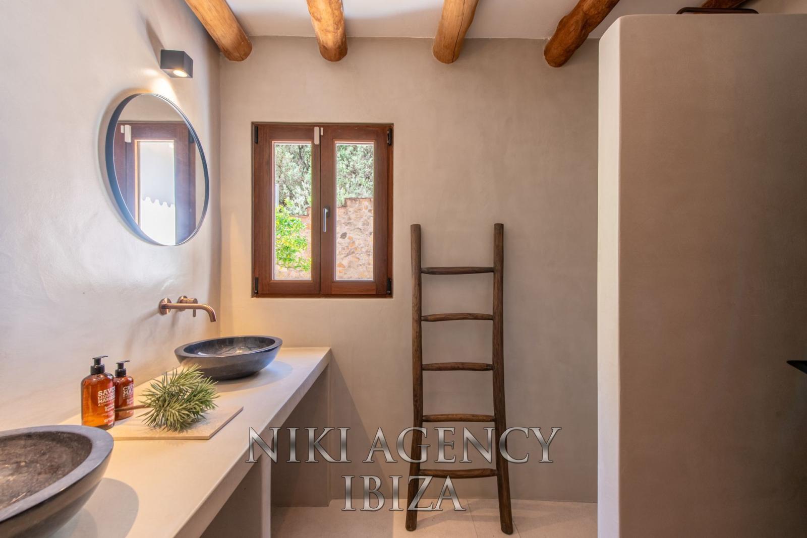 Chalet for Sale in Sant Josep de sa Talaia