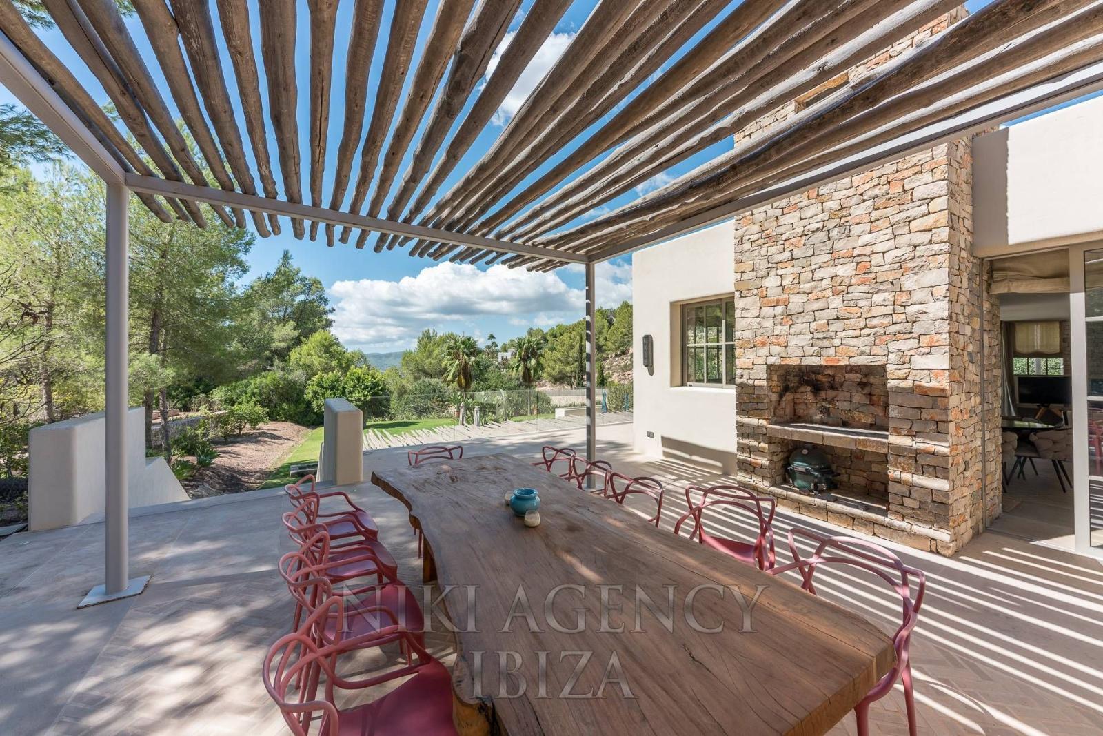 Chalet for Sale in Santa Eulalia del Río