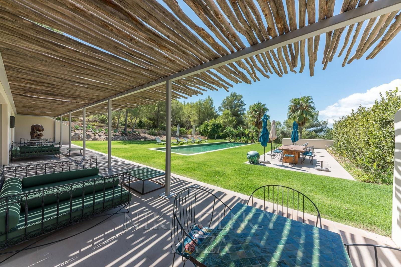 Chalet for Sale in Santa Eulalia del Río