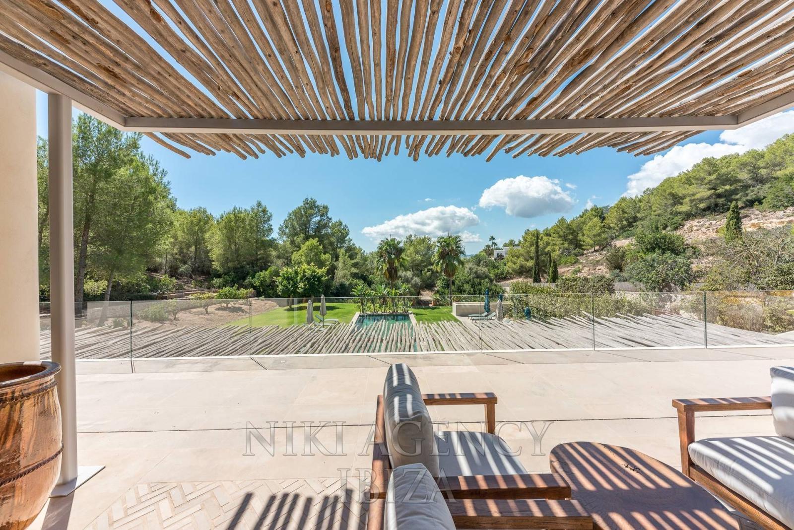 Chalet for Sale in Santa Eulalia del Río