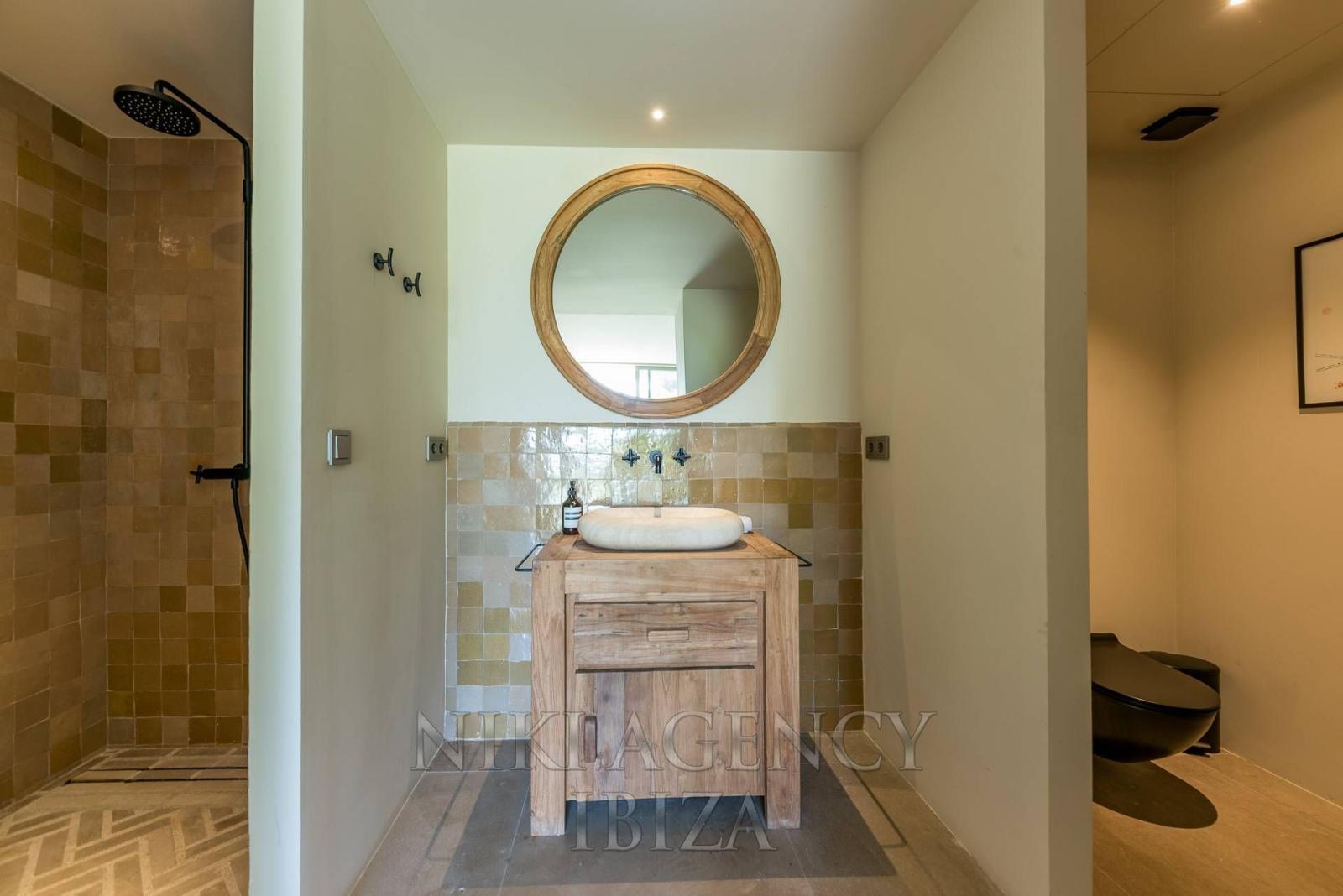 Chalet for Sale in Santa Eulalia del Río
