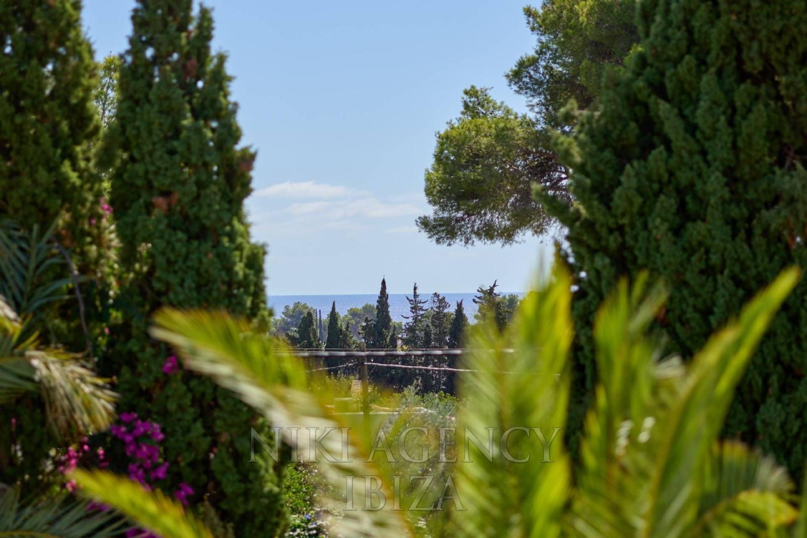 Chalet for Sale in Santa Eulalia del Río
