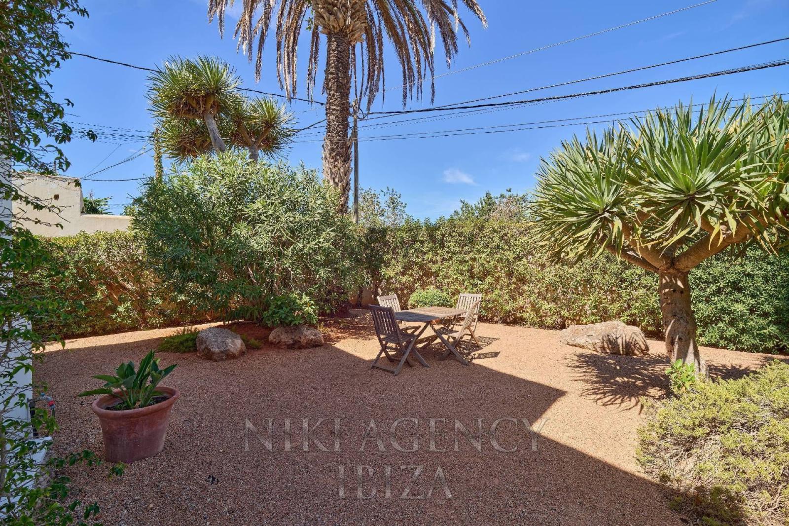 Chalet for Sale in Santa Eulalia del Río