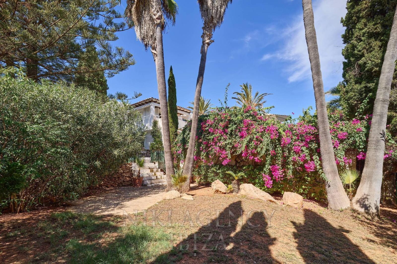 Chalet for Sale in Santa Eulalia del Río