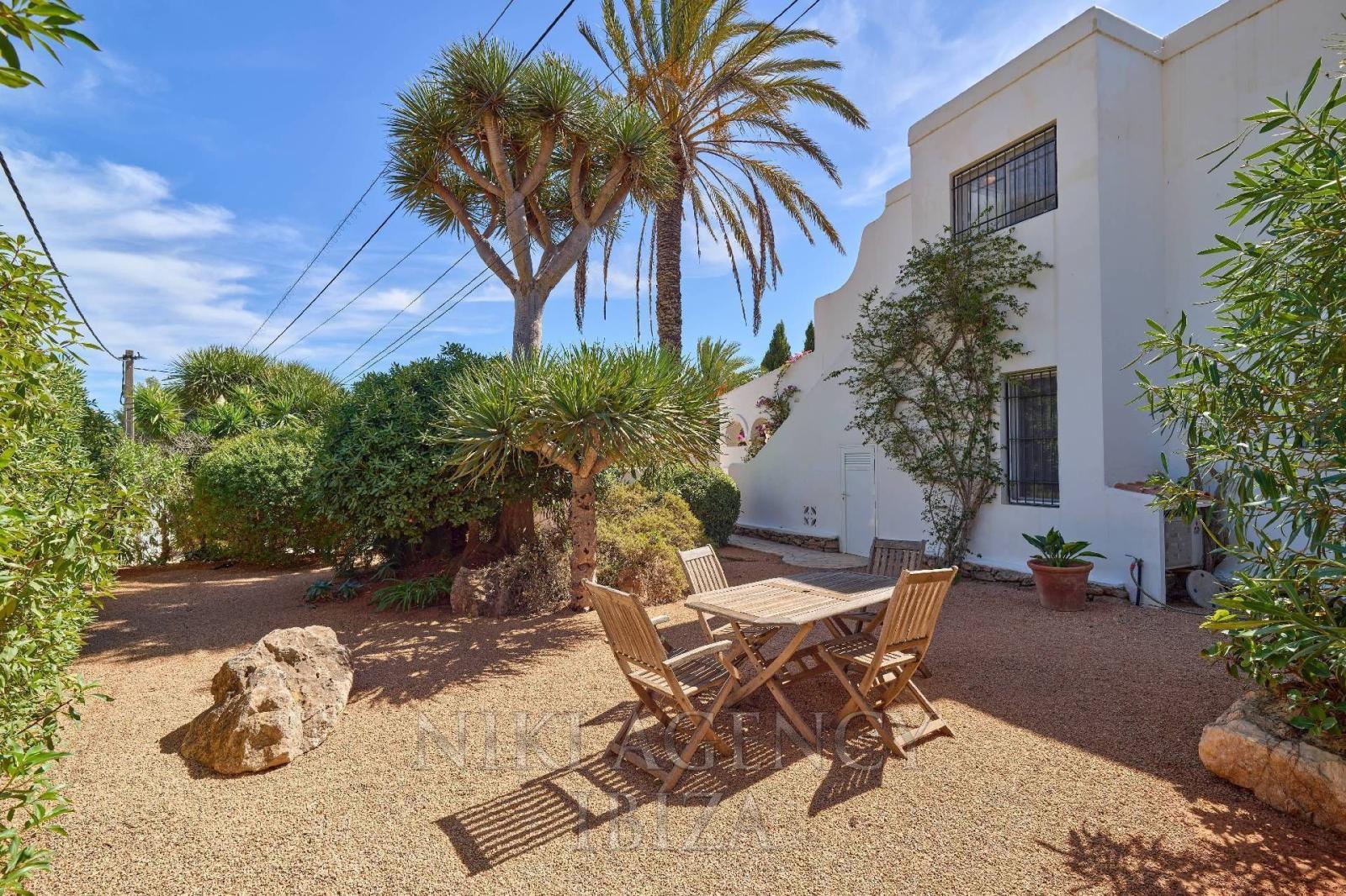 Chalet for Sale in Santa Eulalia del Río