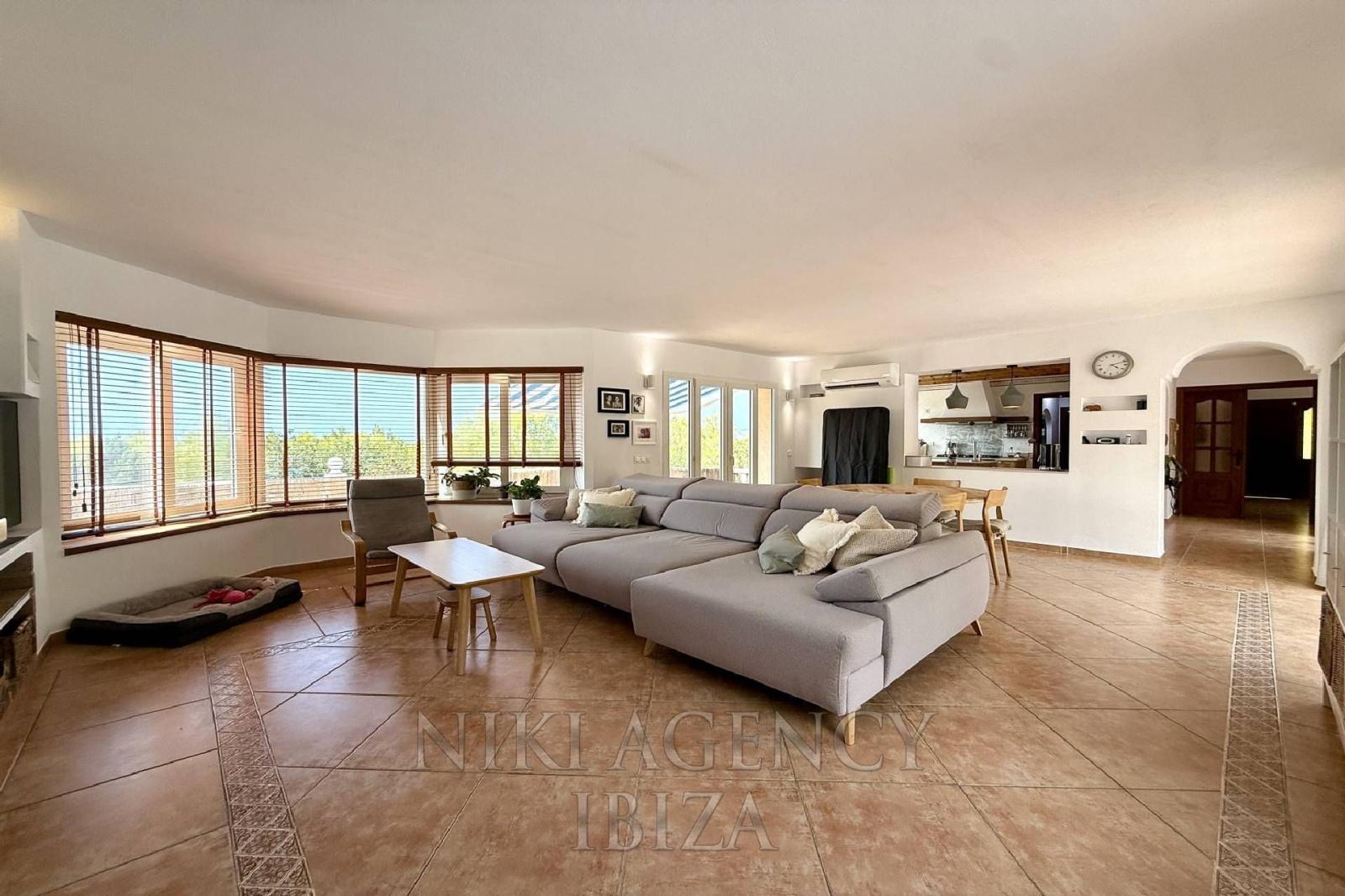 Chalet for Sale in Sant Josep de sa Talaia