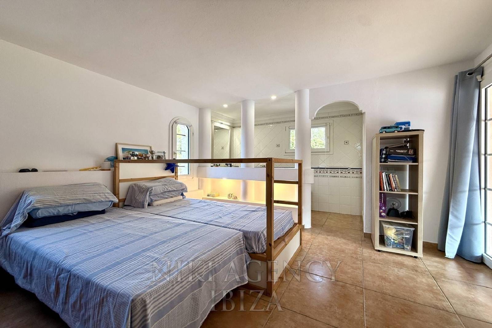 Chalet for Sale in Sant Josep de sa Talaia