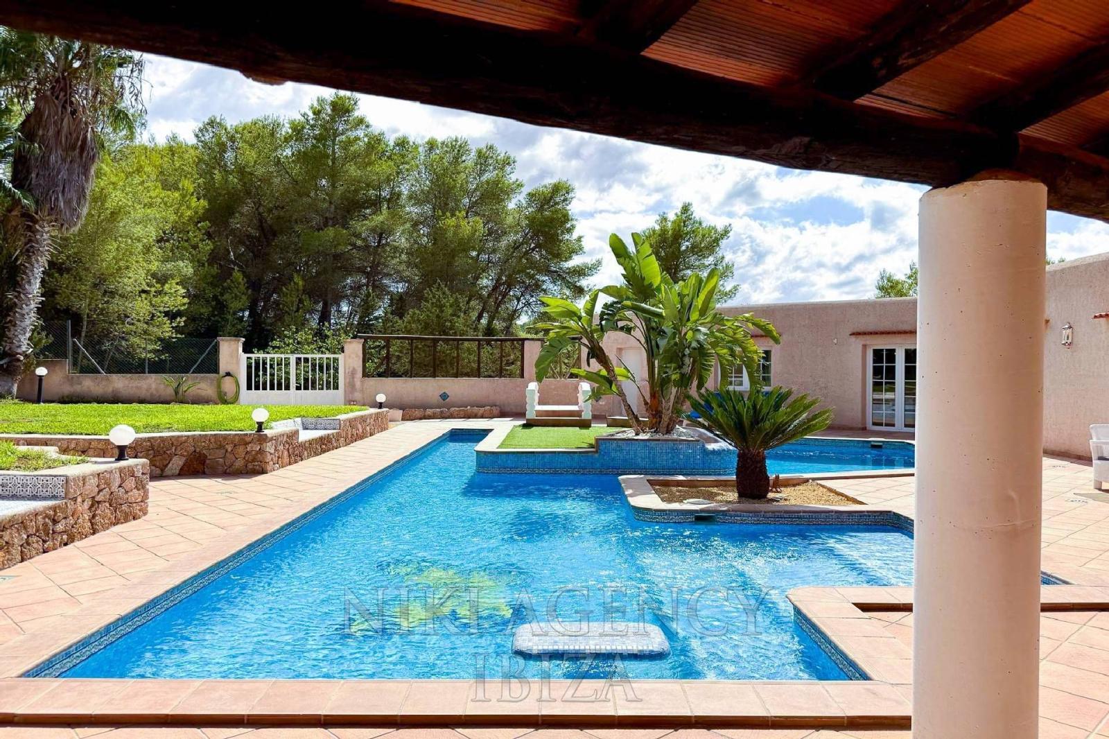 Chalet for Sale in Sant Josep de sa Talaia