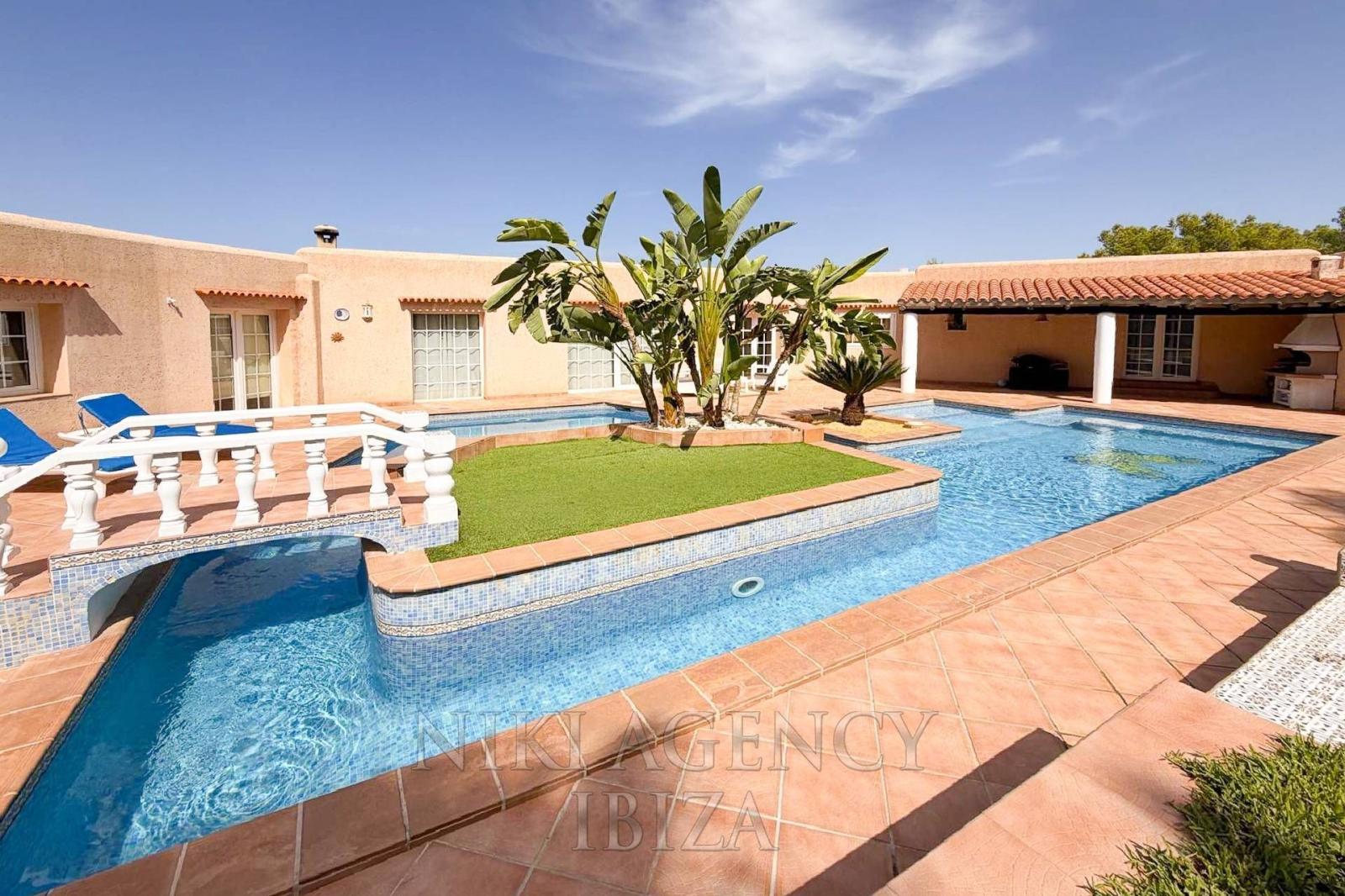 Chalet for Sale in Sant Josep de sa Talaia