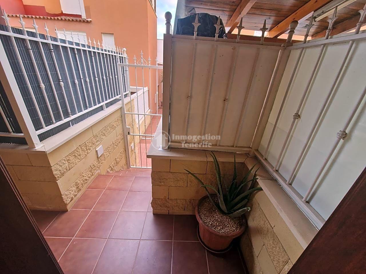 Duplex for Sale in San Miguel de Abona