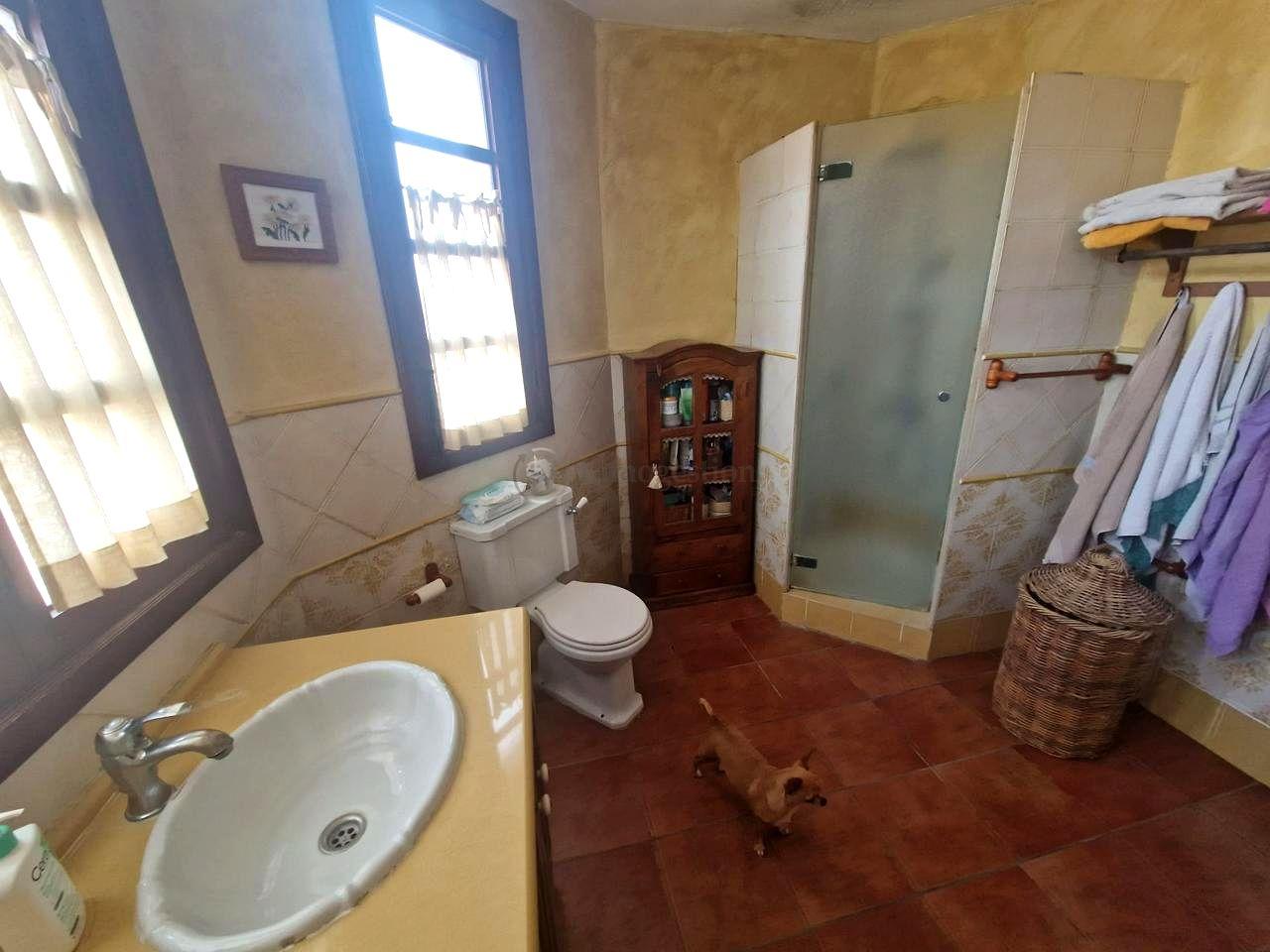 Villa for Sale in Arona