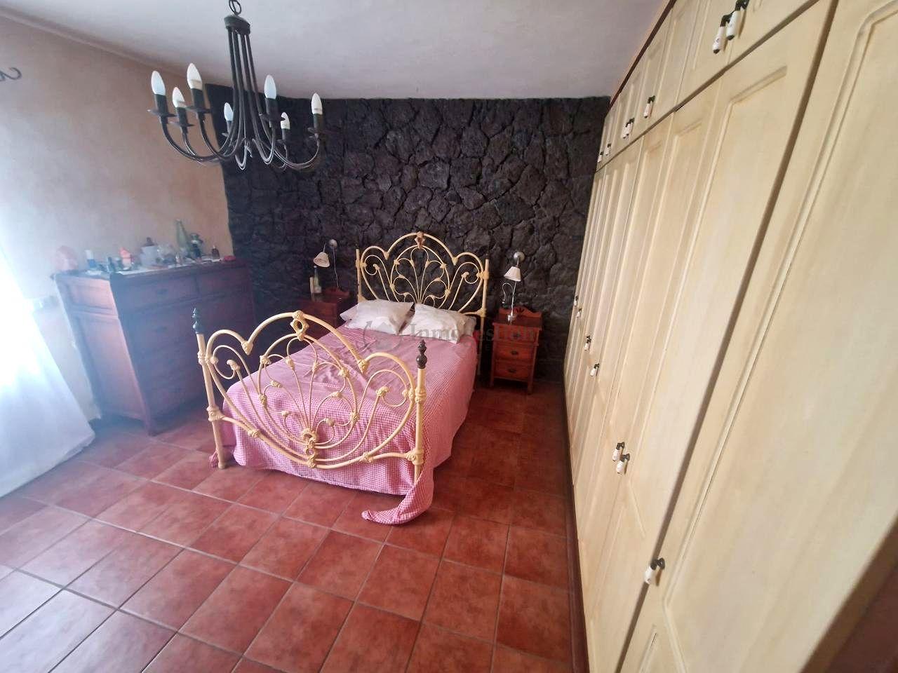Villa for Sale in Arona