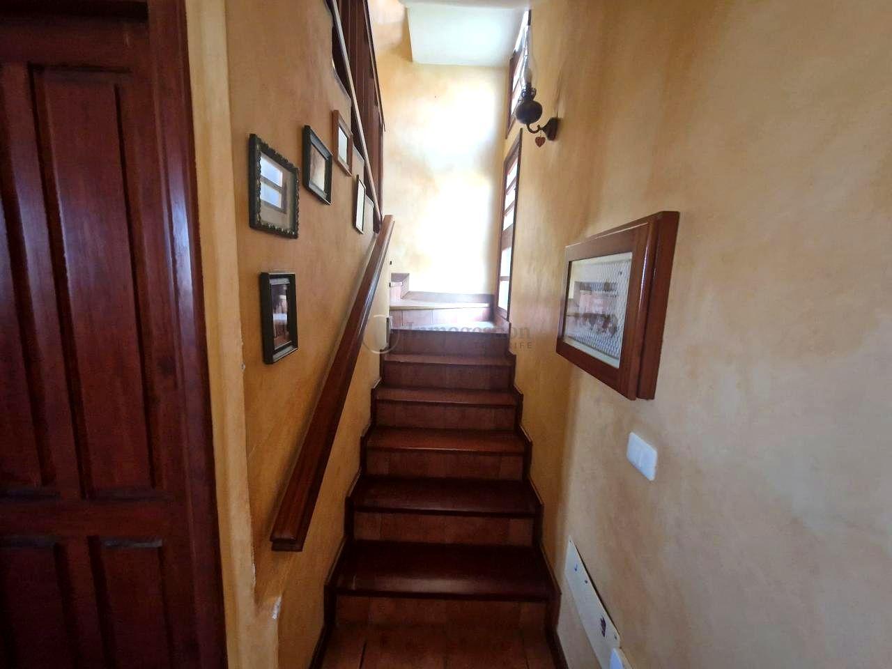 Villa for Sale in Arona