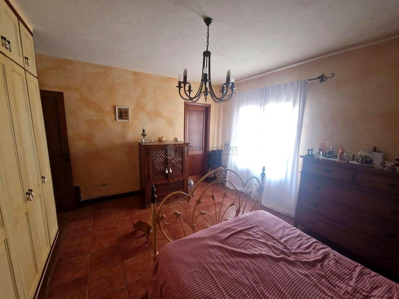 Villa for Sale in Arona