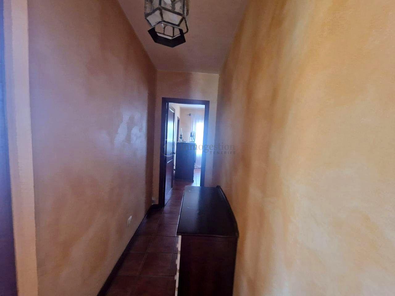 Villa for Sale in Arona