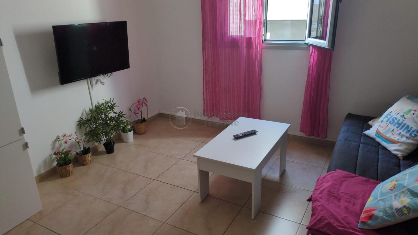 Flat for Rent in Arona