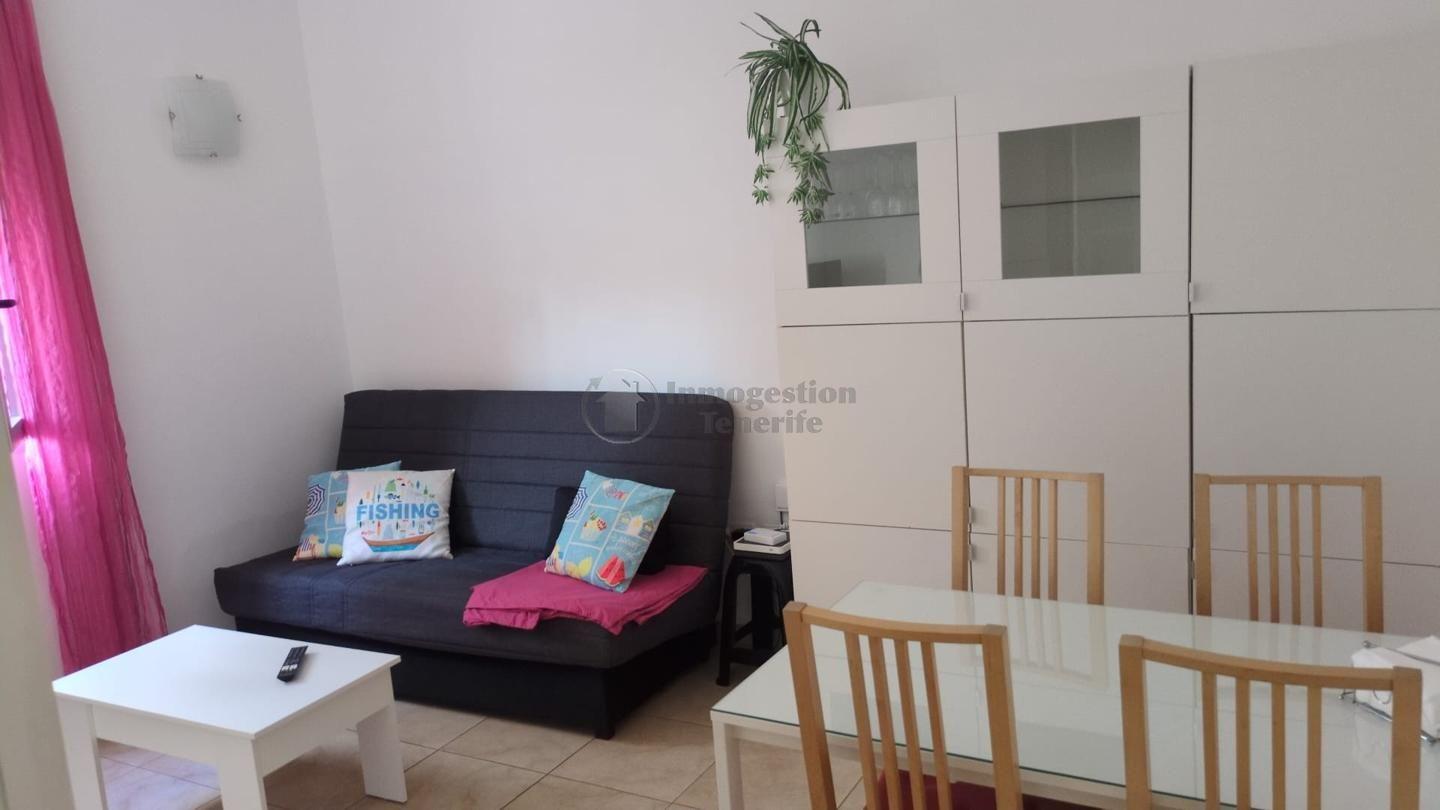 Flat for Rent in Arona