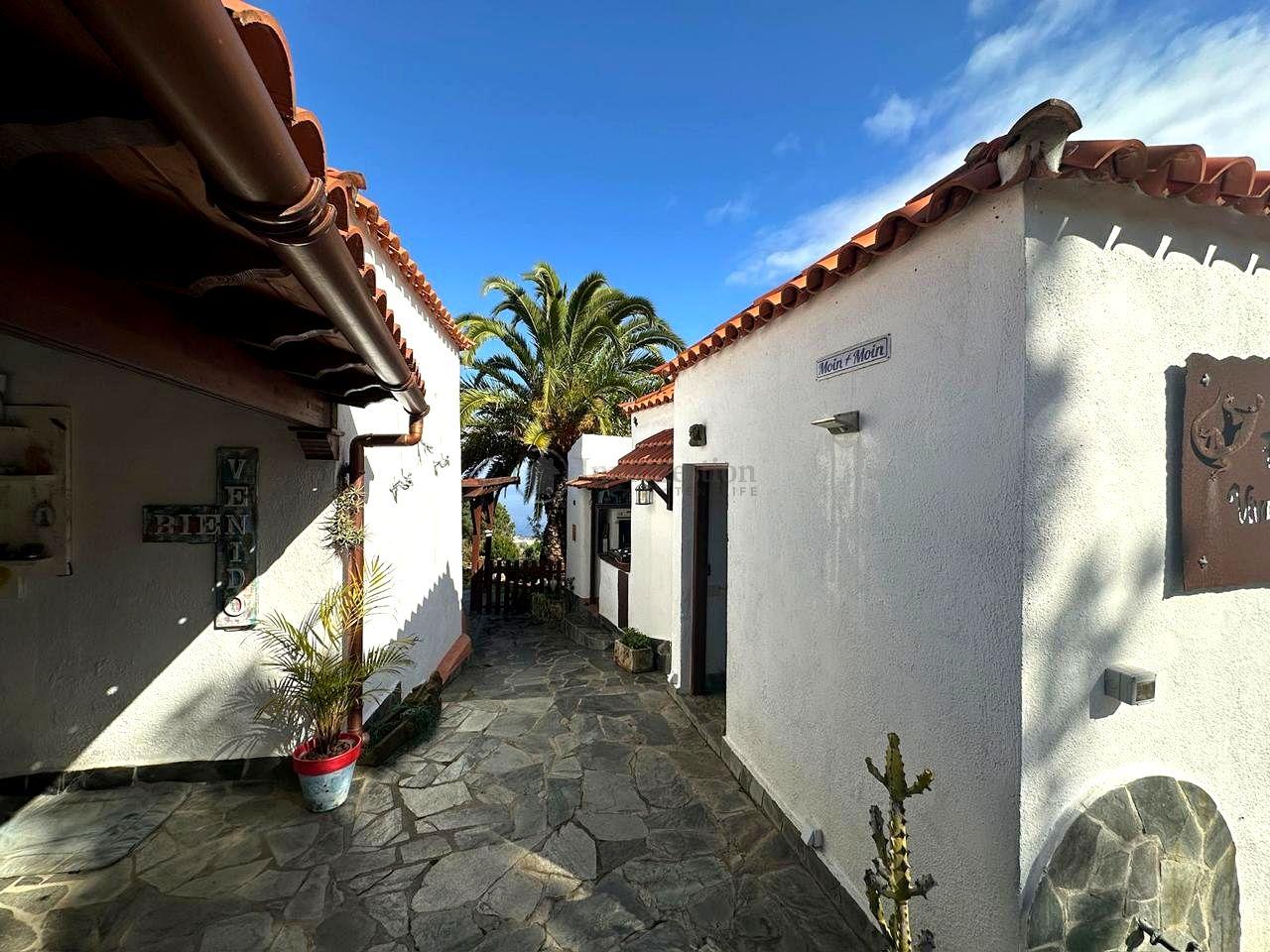 Villa for Sale in Icod de los Vinos