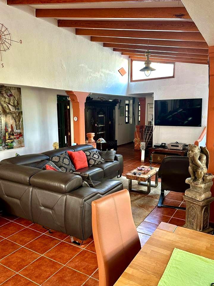 Villa for Sale in Icod de los Vinos