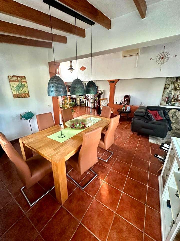 Villa for Sale in Icod de los Vinos