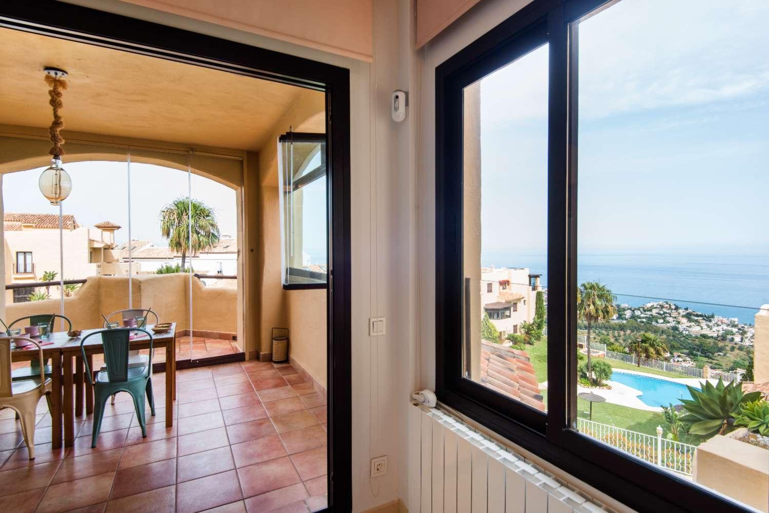 Flat for Sale in Benalmádena