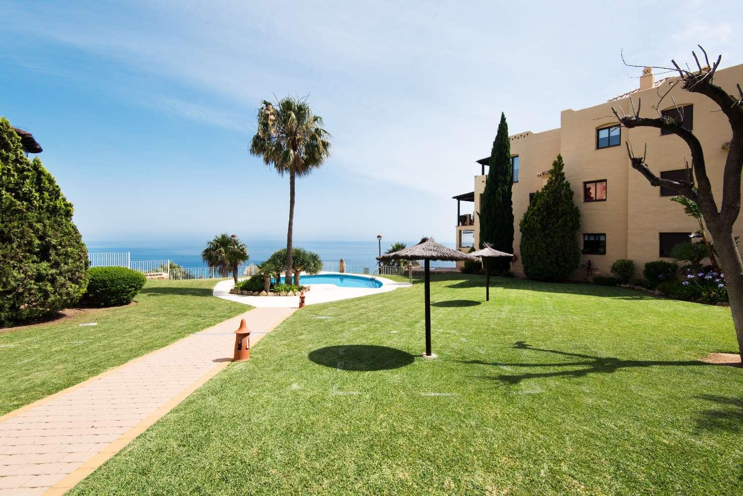 Flat for Sale in Benalmádena