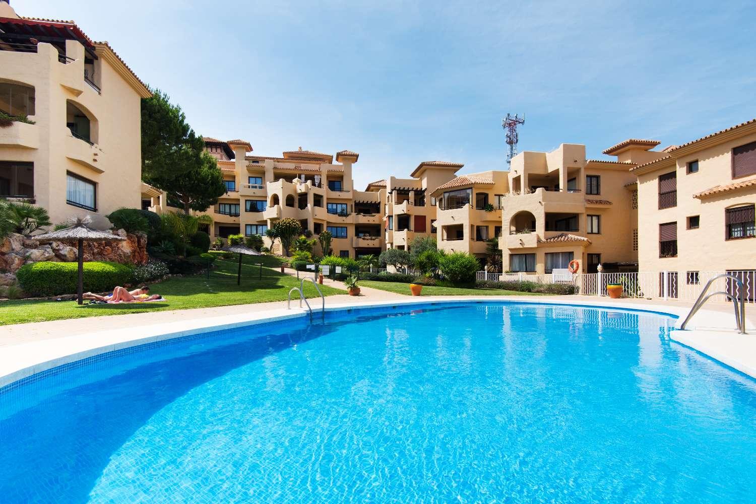 Flat for Sale in Benalmádena