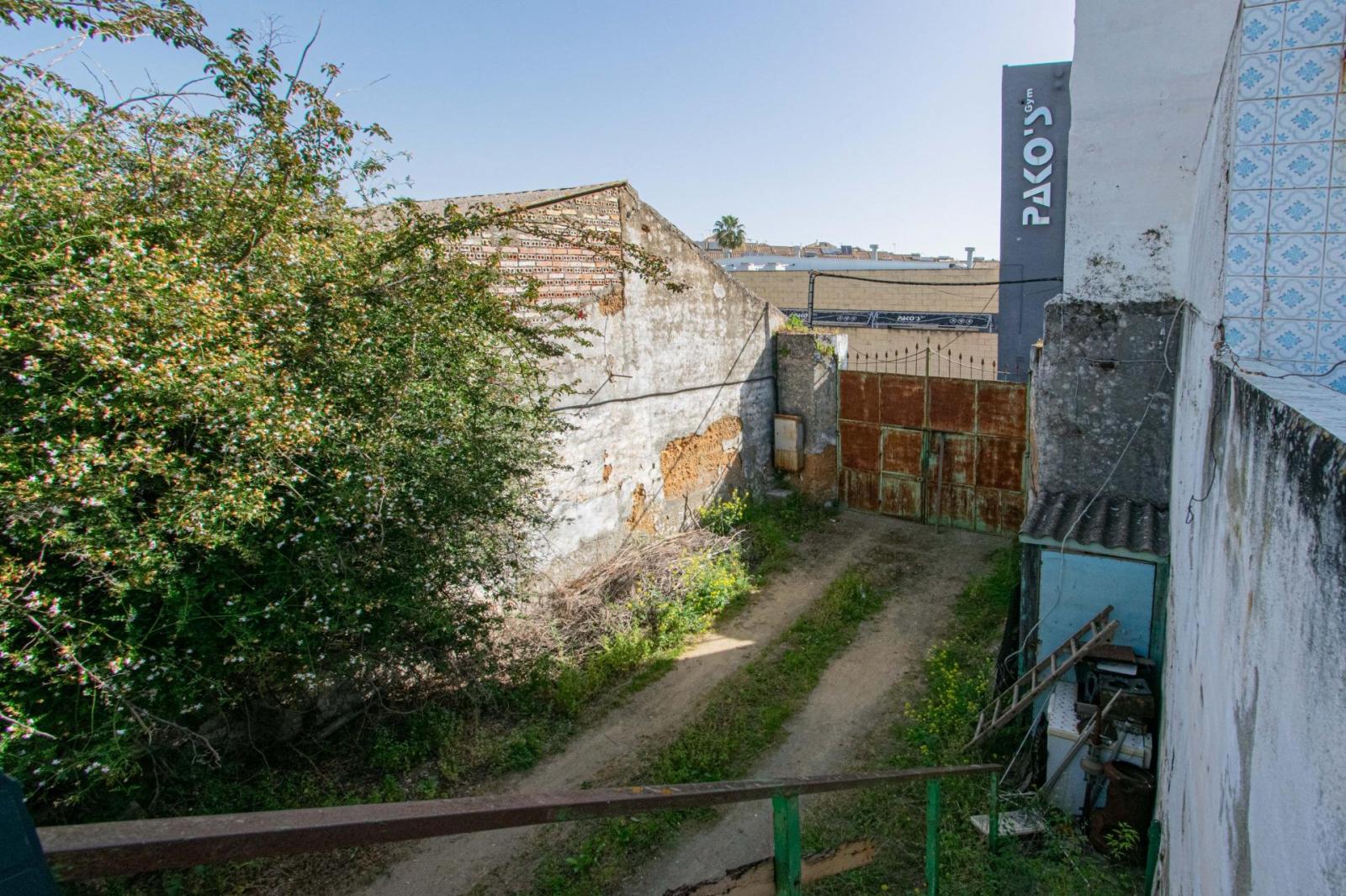 Plot for Sale in Dos Hermanas