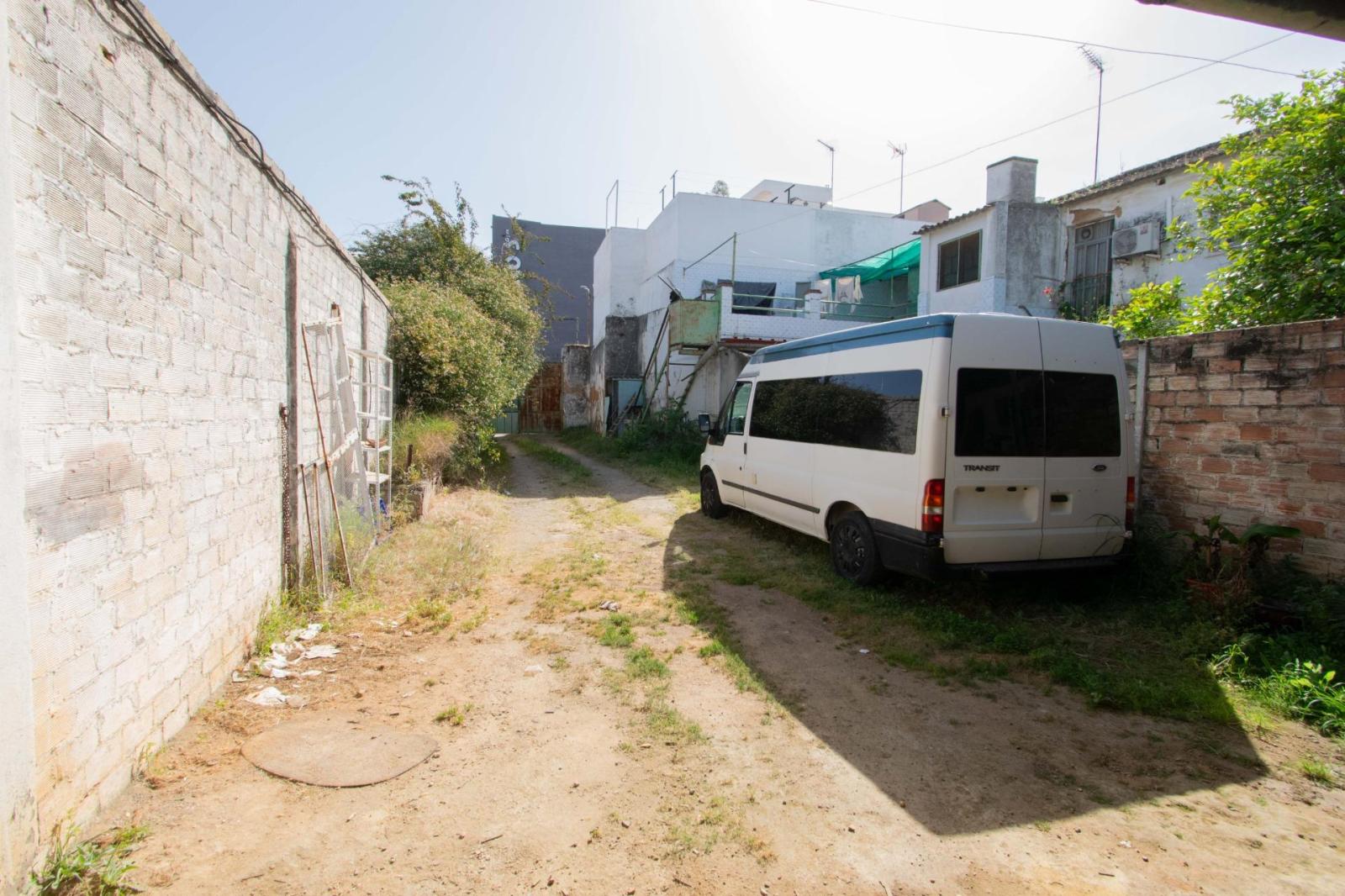 Plot for Sale in Dos Hermanas