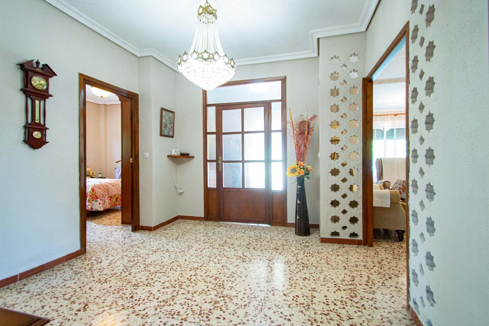 Chalet for Sale in Mairena del Aljarafe
