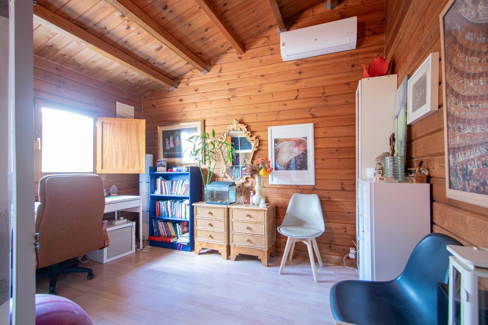 Chalet for Sale in Mairena del Aljarafe