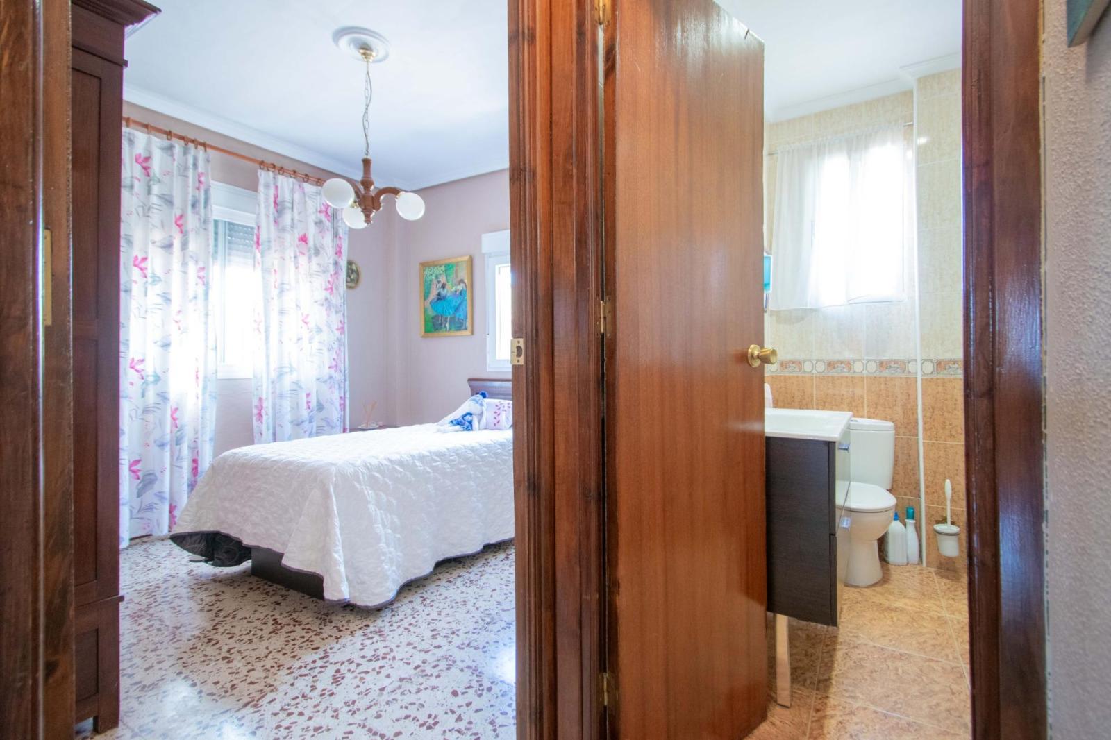 Chalet for Sale in Mairena del Aljarafe