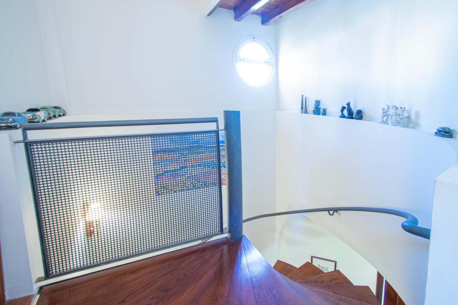 Chalet for Sale in Valencina de la Concepción