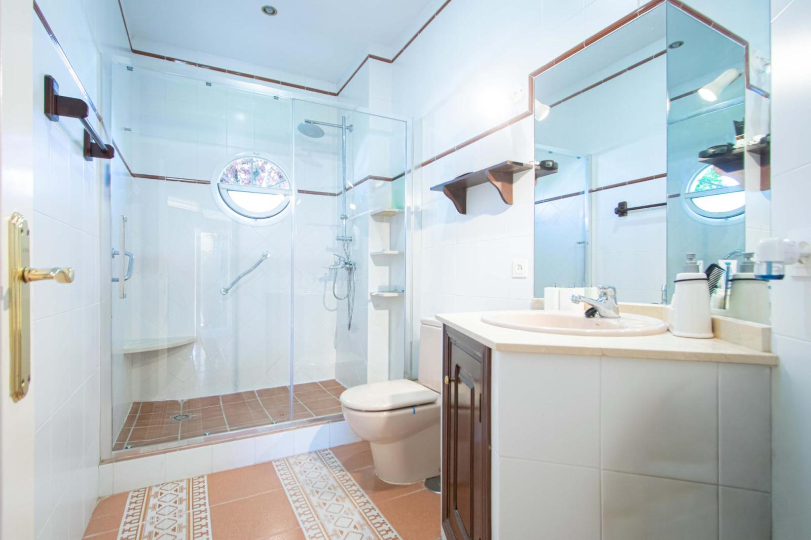Chalet for Sale in Valencina de la Concepción