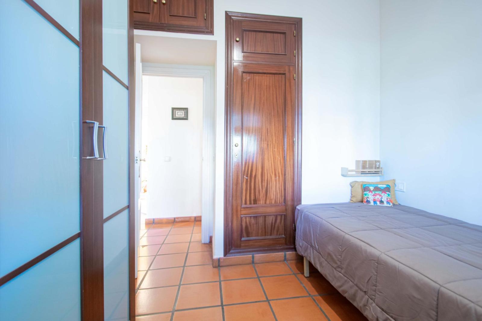 Chalet for Sale in Valencina de la Concepción