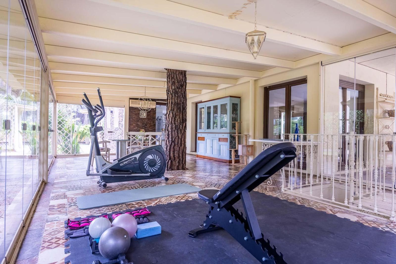 Villa for Sale in Bollullos de la Mitación