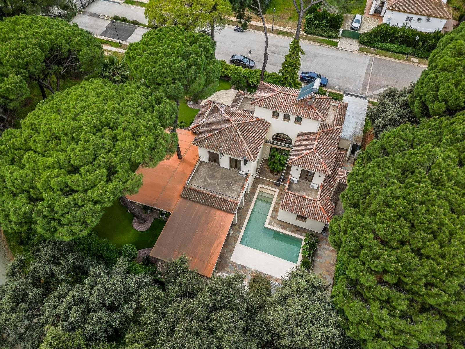 Villa for Sale in Bollullos de la Mitación