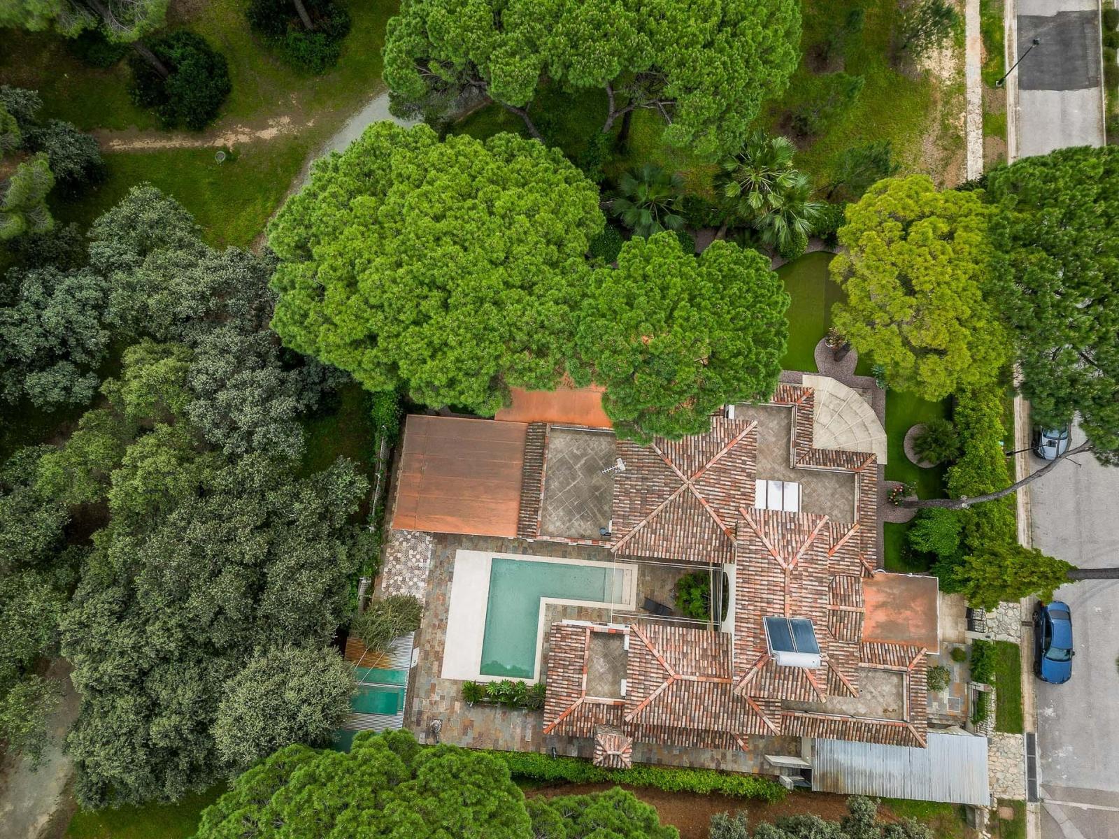 Villa for Sale in Bollullos de la Mitación