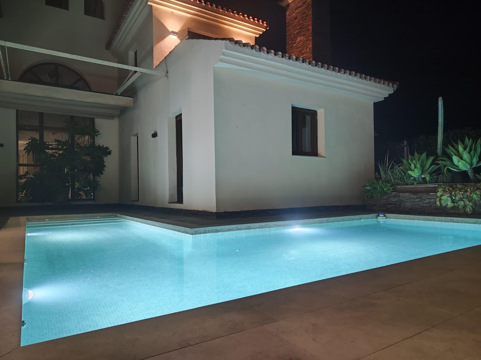 Villa for Sale in Bollullos de la Mitación