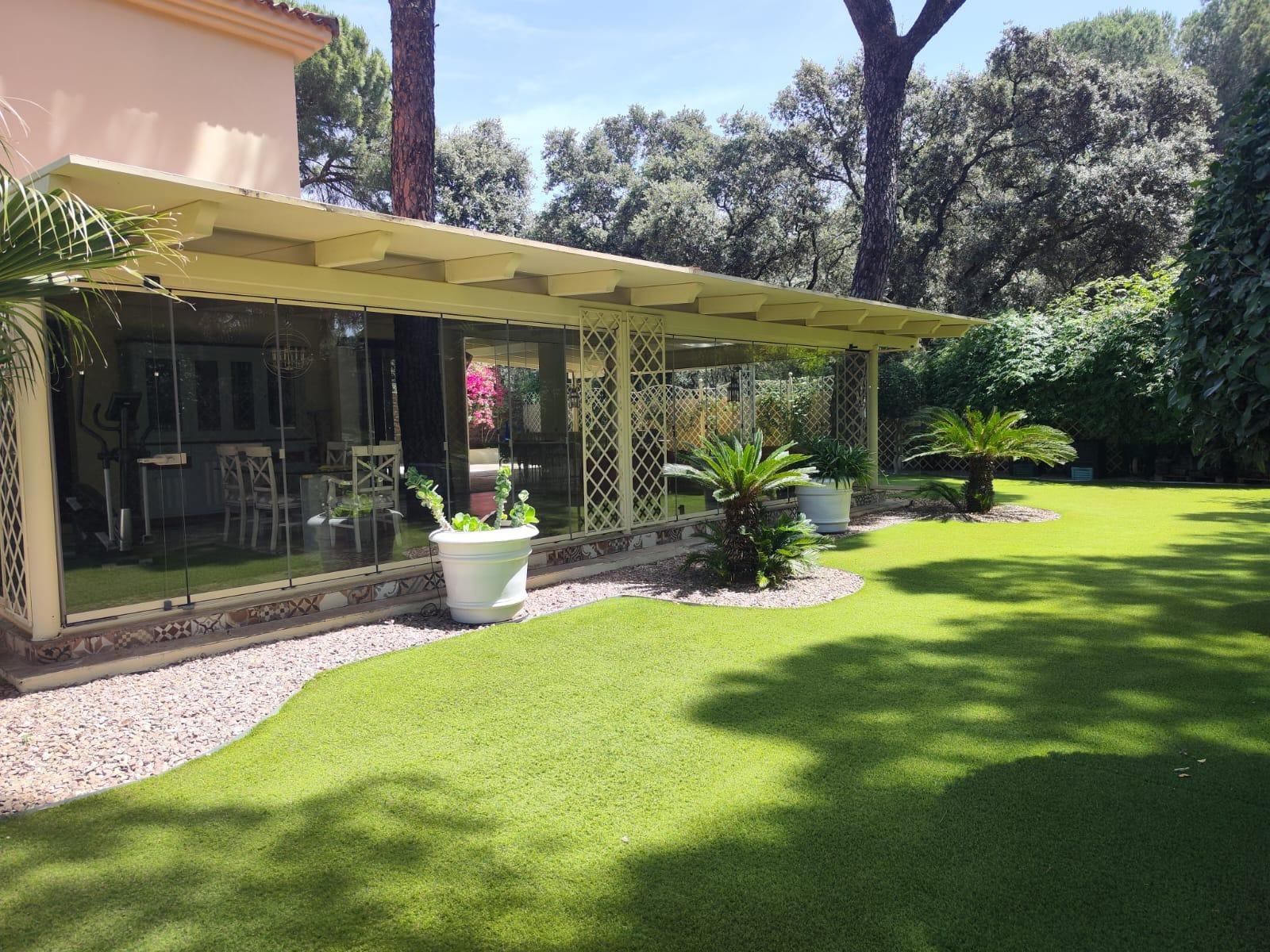 Villa for Sale in Bollullos de la Mitación