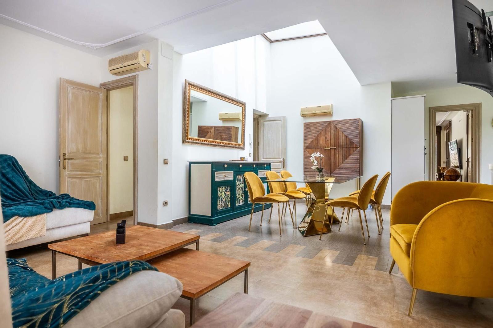 Villa for Sale in Bollullos de la Mitación