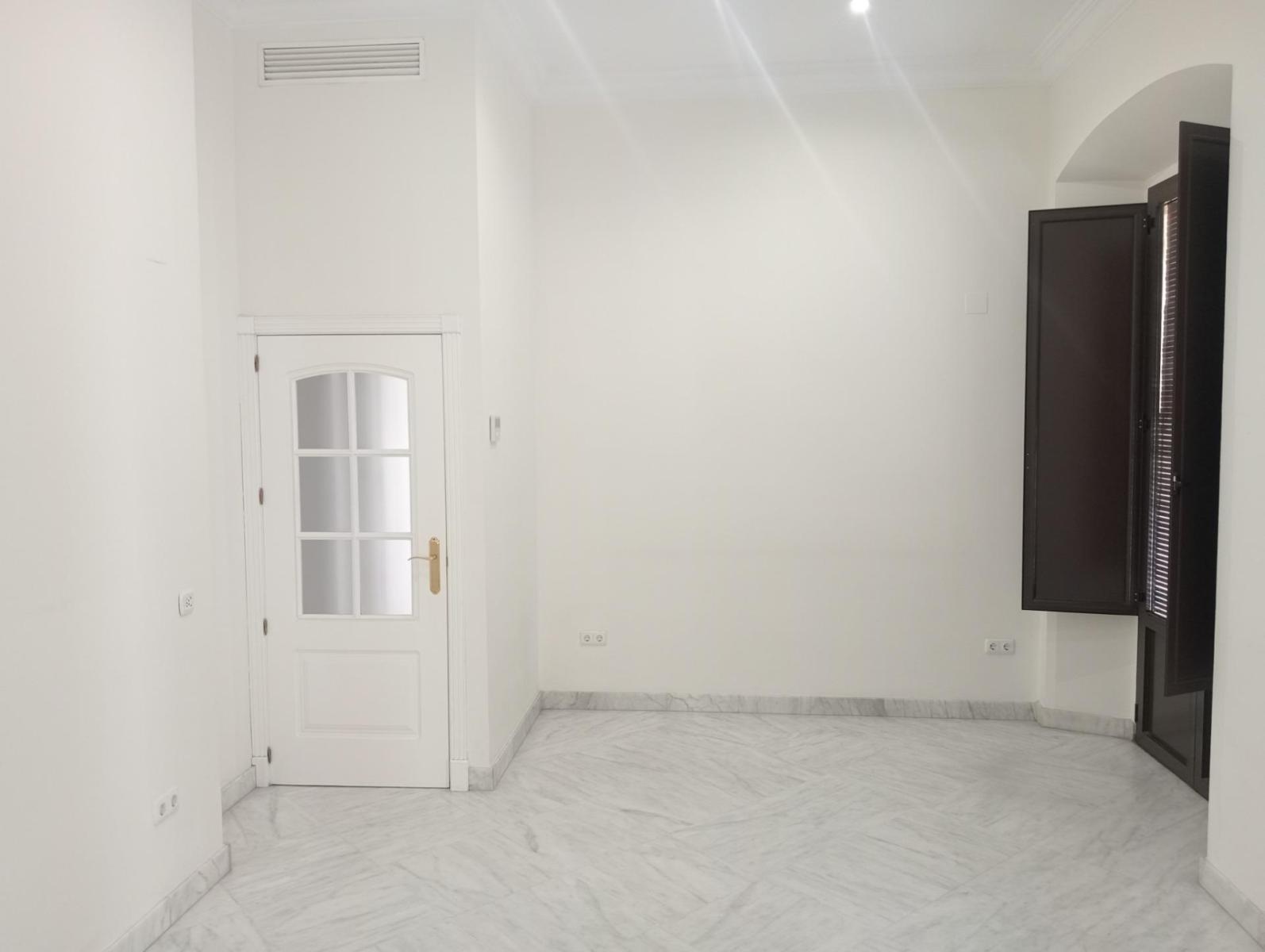 Flat for Rent in Sevilla