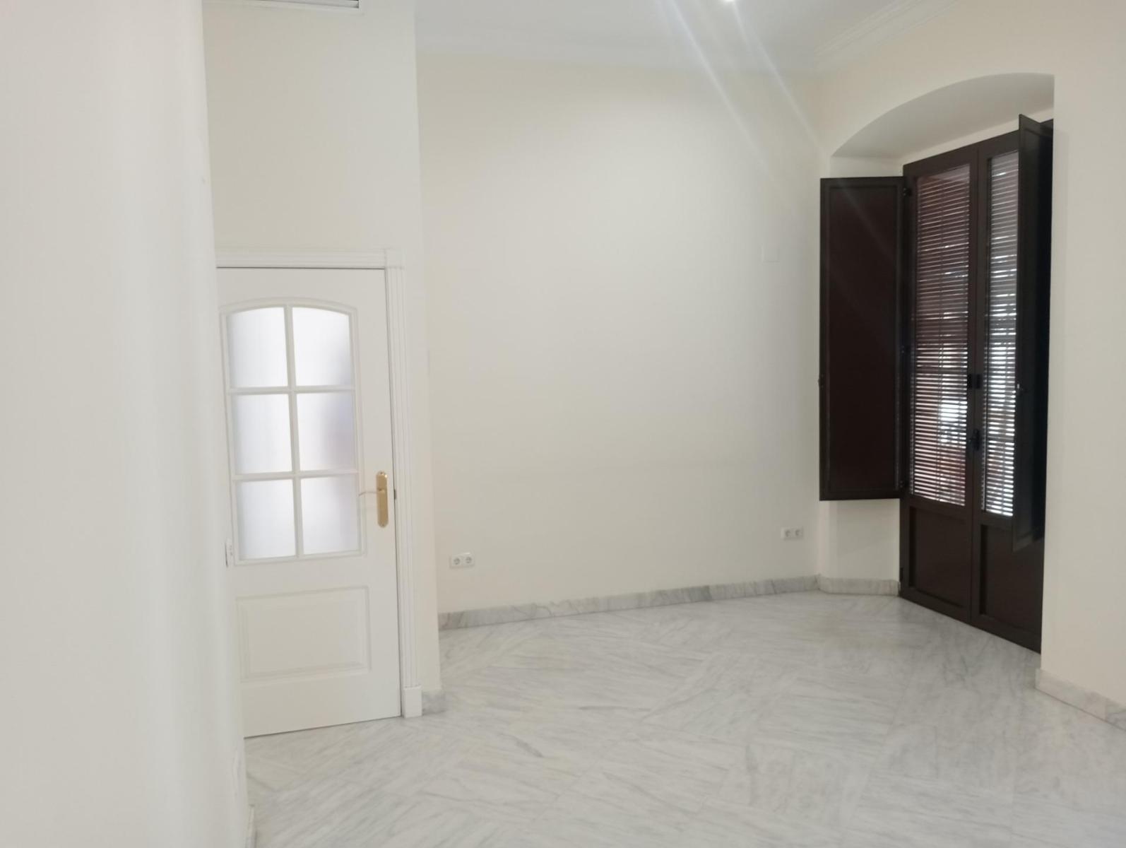 Flat for Rent in Sevilla