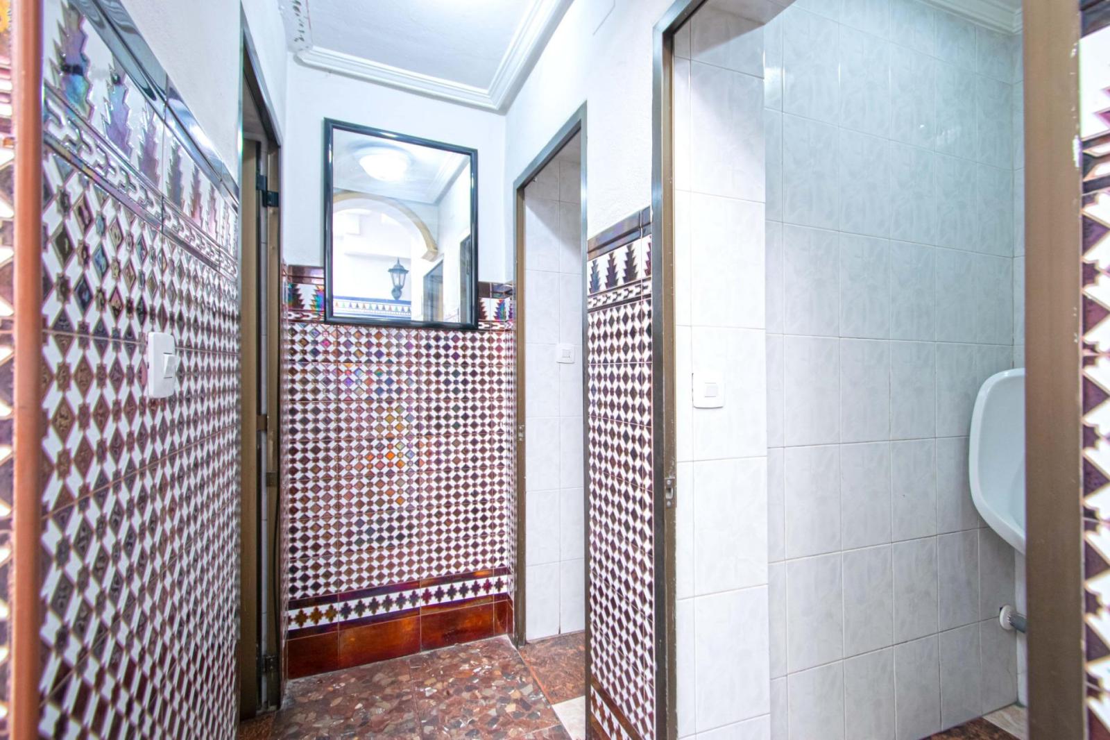 Building for Sale in Camas