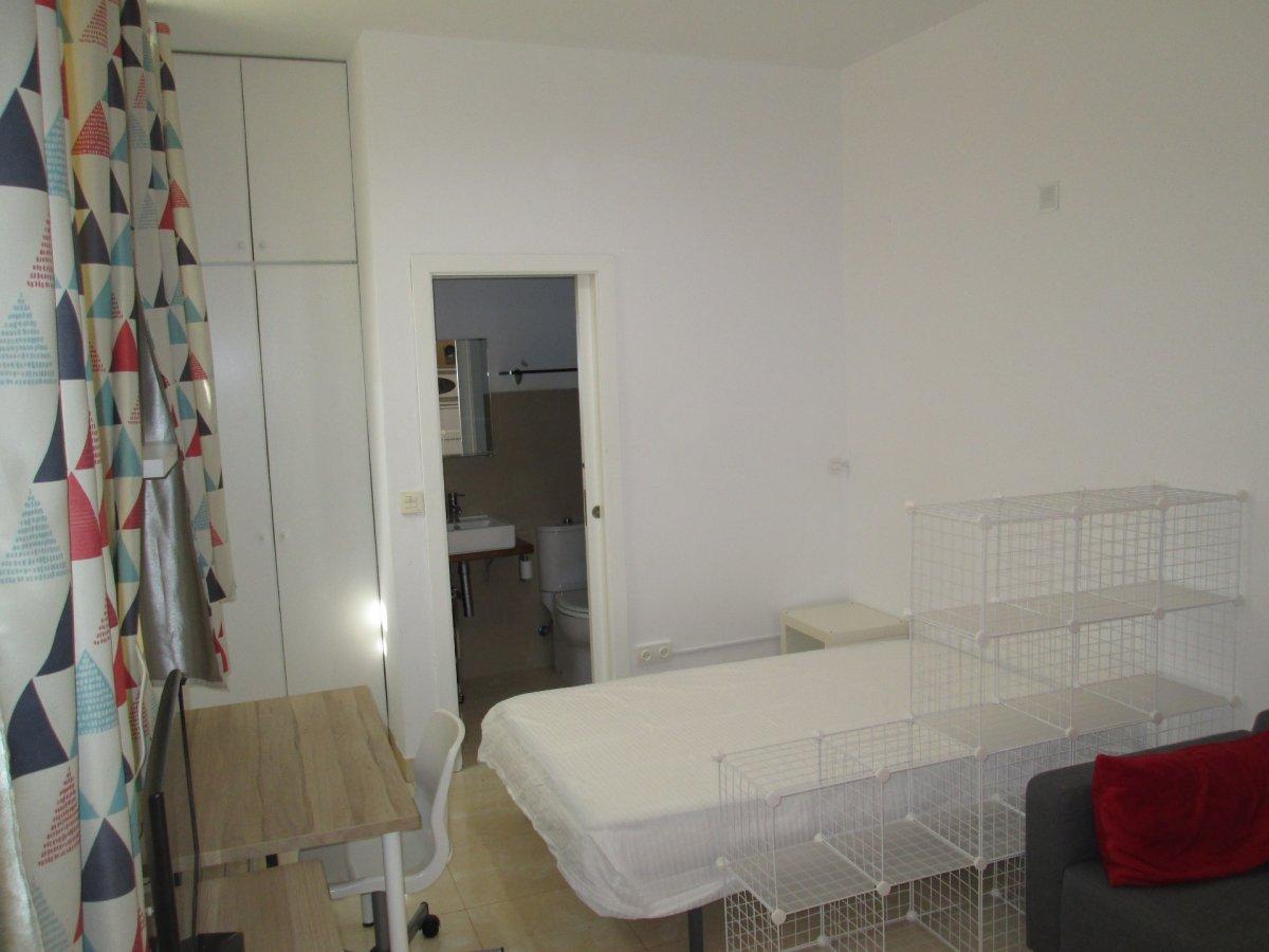 Studio for Rent in Sevilla