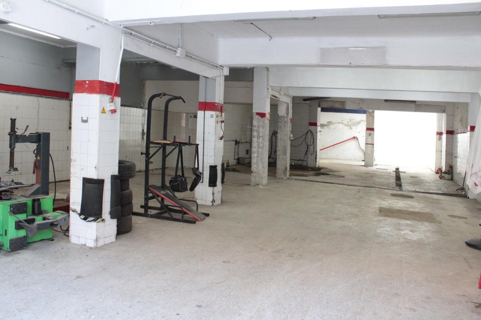 Premise for Rent in Sevilla