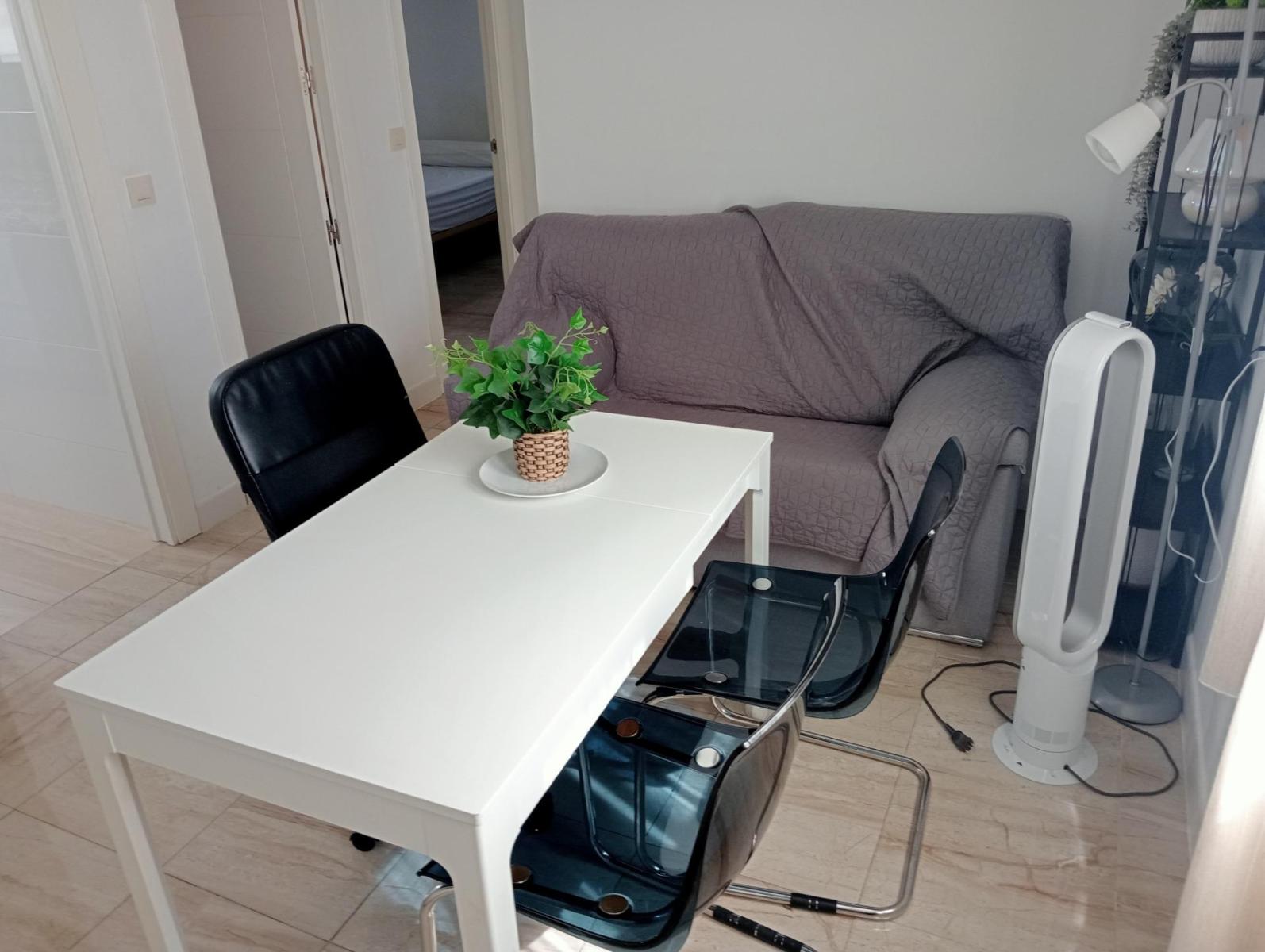 Flat for Rent in Sevilla