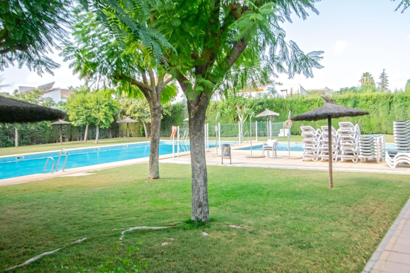 Chalet for Sale in Espartinas