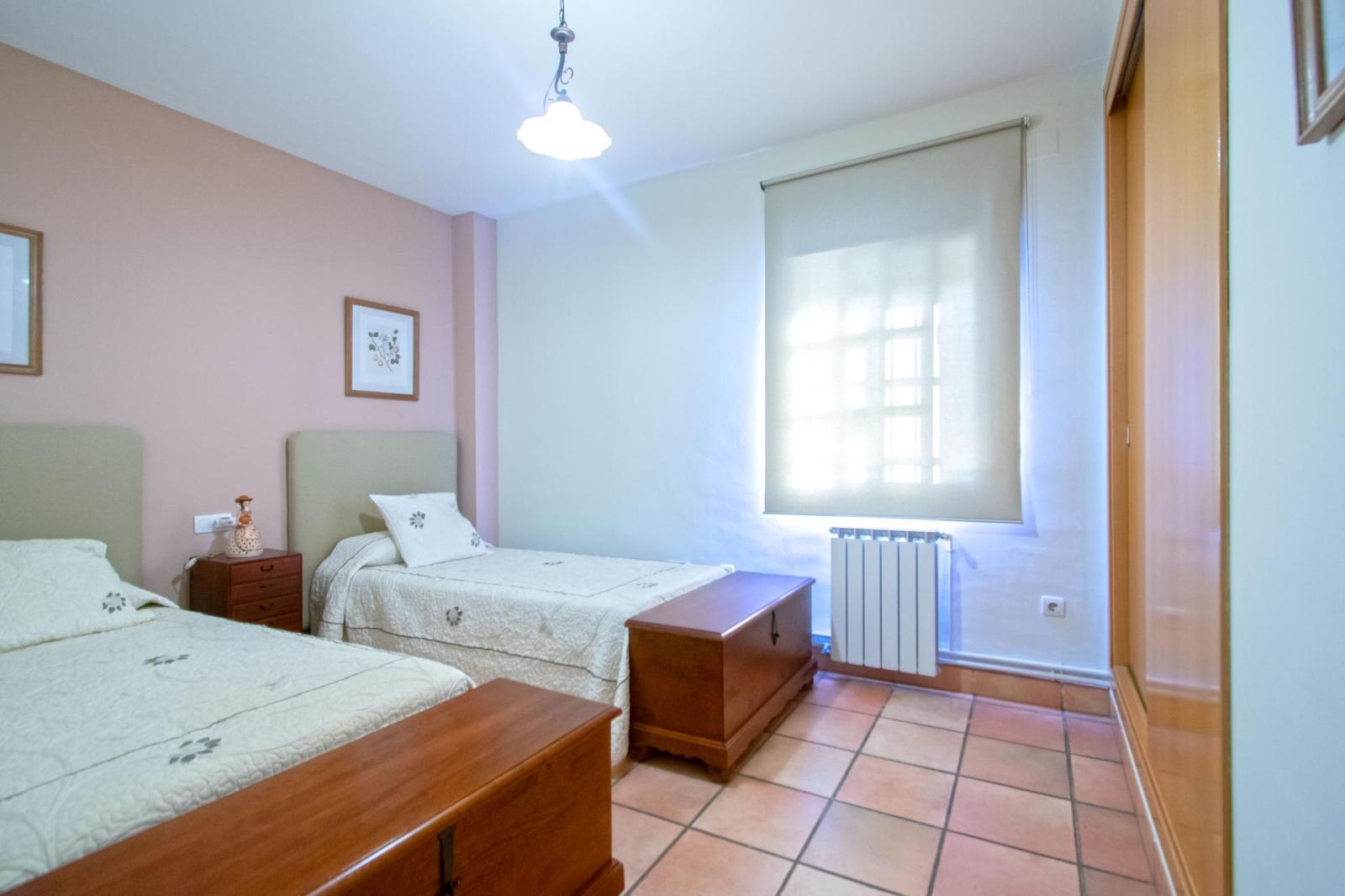 Chalet for Sale in Espartinas