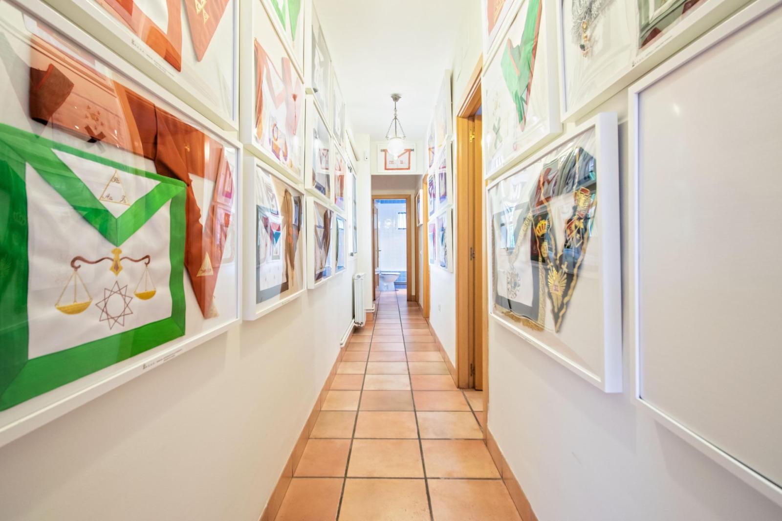 Chalet for Sale in Espartinas